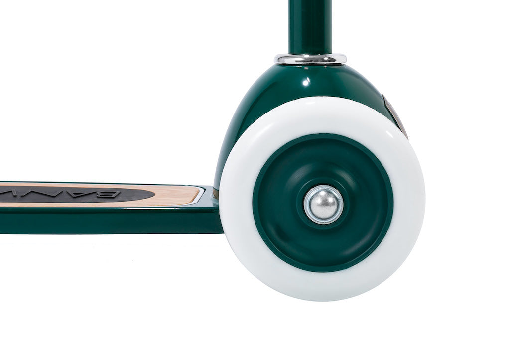 Green Banwood Scooter front wheel