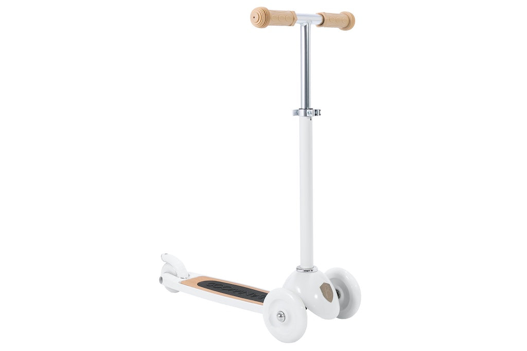 White Banwood Scooter 