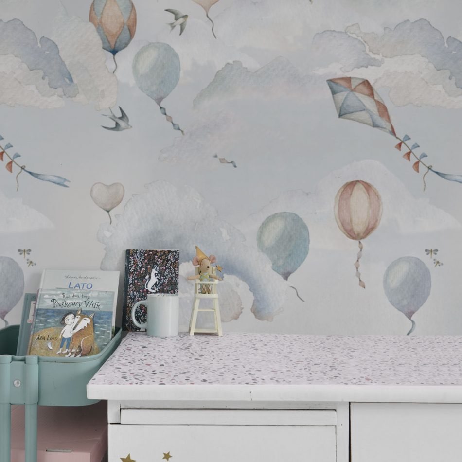 Dekornik Balloons Fairytale Wallpaper