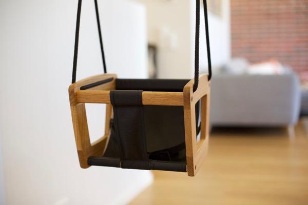 Lillagunga Toddler Swing - Oak with Black Leather